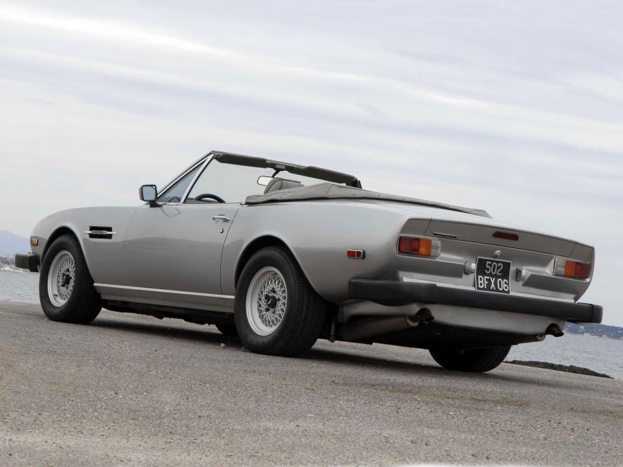 Aston Martin V8 Volante (Series I) 1979 года  (NA) (фото 14 из 18)